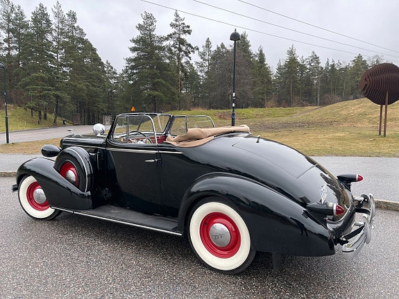 Cadillac LaSalle 6 of 19