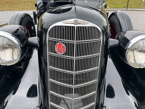 Cadillac LaSalle 16 of 19