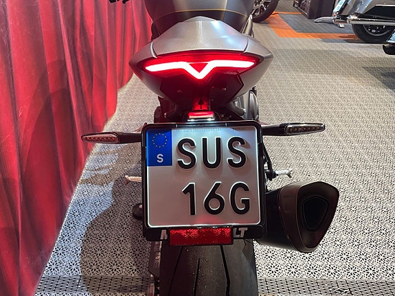 Triumph SPEED TRIPLE 1200 RR  *Lagerfinal – utvalda MC till kampanjpris* 16 of 30