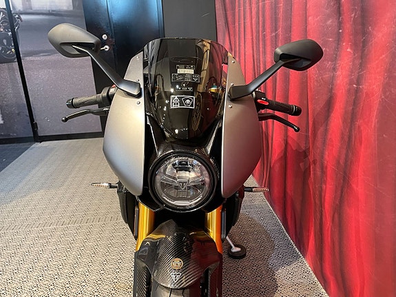 Triumph SPEED TRIPLE 1200 RR  *Lagerfinal – utvalda MC till kampanjpris* 6 of 30