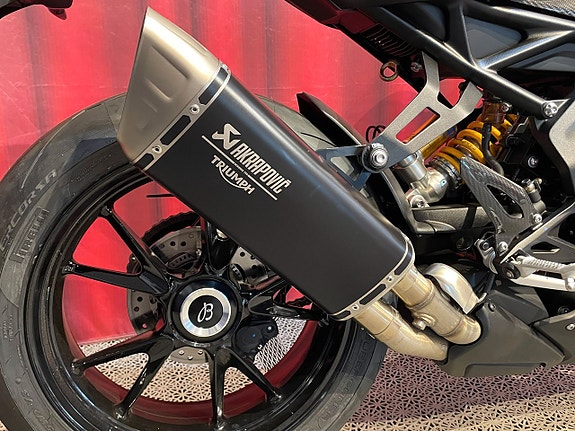 Triumph SPEED TRIPLE 1200 RR  *Lagerfinal – utvalda MC till kampanjpris* 9 of 30