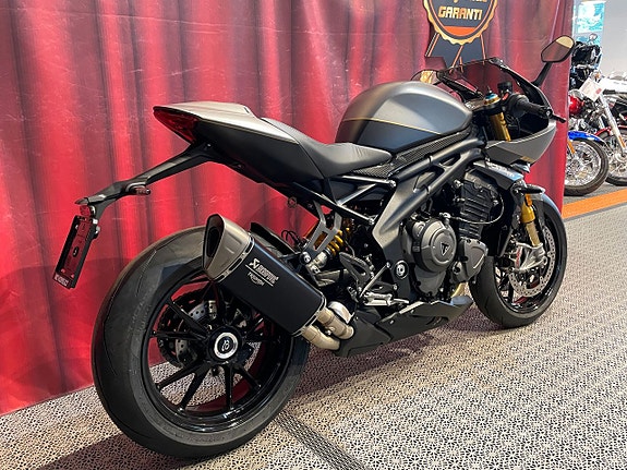 Triumph SPEED TRIPLE 1200 RR  *Lagerfinal – utvalda MC till kampanjpris* 11 of 30