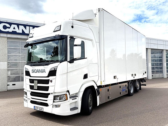 Scania R 500 B6x2*4NB Skåp