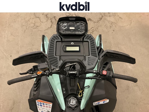 Ski-Doo E-TEC Turbo R 146" 6 of 16