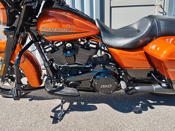 Harley-Davidson Street Glide Milwaukee-Eight 114 Steg II 14 of 23
