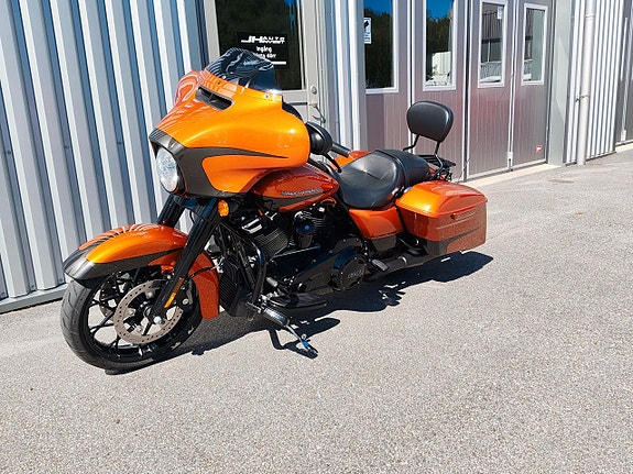 Harley-Davidson Street Glide Milwaukee-Eight 114 Steg II 16 of 23