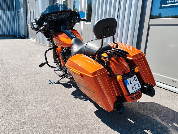 Harley-Davidson Street Glide Milwaukee-Eight 114 Steg II 11 of 23