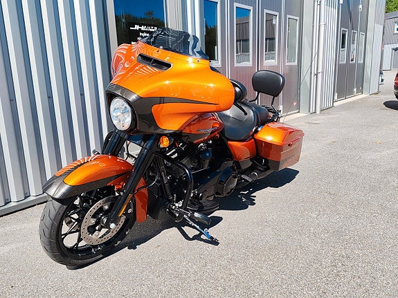 Harley-Davidson Street Glide Milwaukee-Eight 114 Steg II 15 of 23