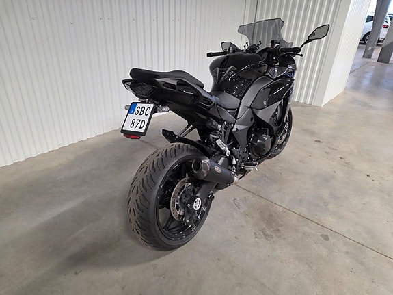 Kawasaki Ninja 1000 SX 918 mil 1 ägare Nyskick 2 of 5