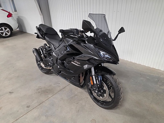 Kawasaki Ninja 1000 SX 918 mil 1 ägare Nyskick 5 of 5