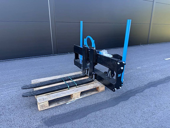 Hydraulgafflar 3 ton med L30f fäste i  Lager