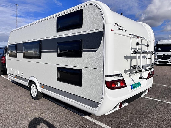 HOBBY 545 kmf. HÖSTKAMPANJ SPAR 10000 KR INKL TÄLT. NY VAGN