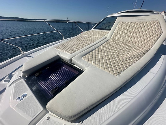 Beneteau Gran Turismo 40 | 2016 4 of 12