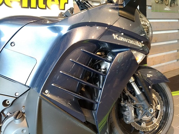 Kawasaki 1400GTR 1.4 7 of 11