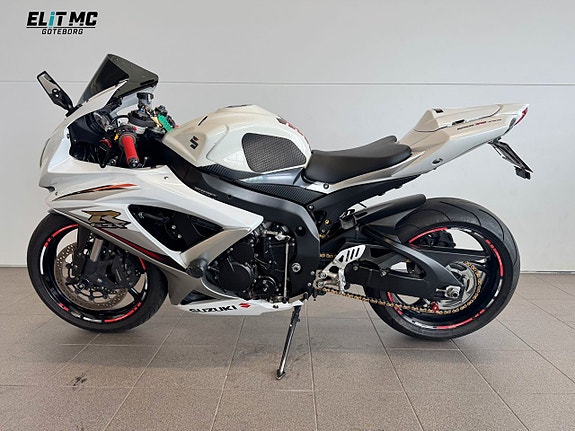 Suzuki Cycles GSX-R750 | Nyservad 11 of 19