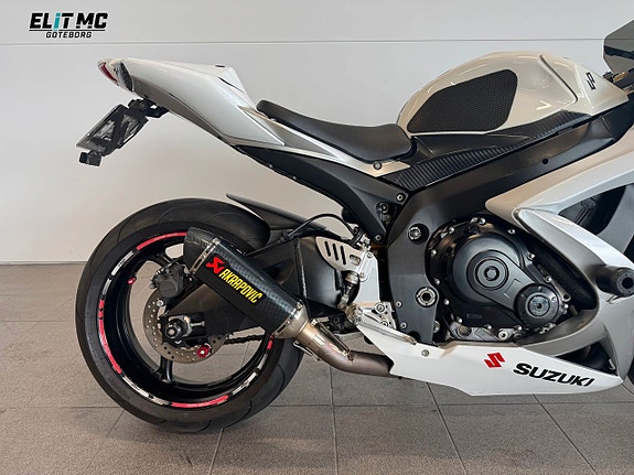 Suzuki Cycles GSX-R750 | Nyservad 6 of 19