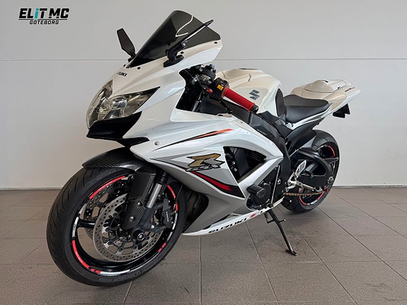 Suzuki Cycles GSX-R750 | Nyservad 14 of 19