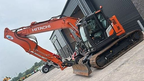 Hitachi ZX 135 US - 7B , Begagnad SÄLJES 5 of 5