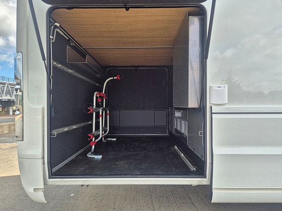 Niesmann Flair 920 BF Maxutrustad / En ägare / Nyskick! 27 of 30