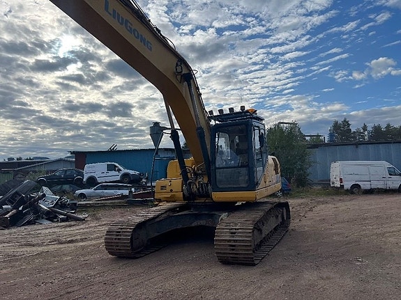LiuGong 925 E 2 of 18