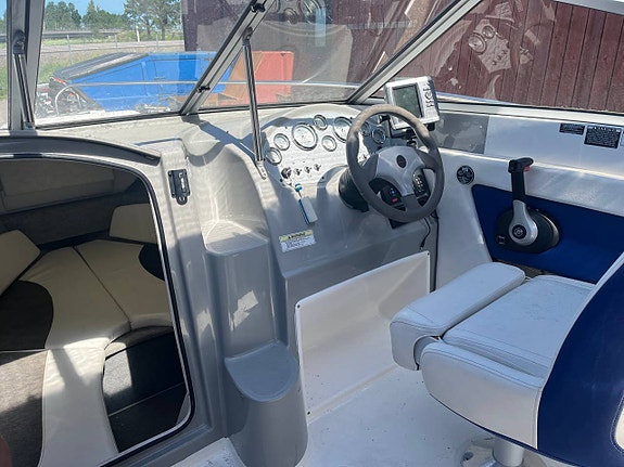 Bayliner 192 Discovery Mercruiser 3,0L, Påkostad ca 70000kr 5 of 11