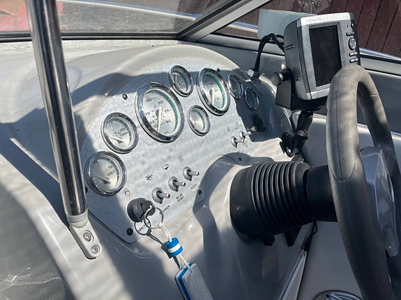 Bayliner 192 Discovery Mercruiser 3,0L, Påkostad ca 70000kr 6 of 11