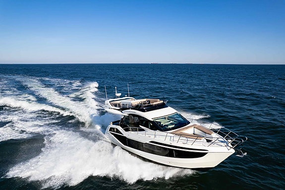 NY Galeon 480 Flybridge/Galeon 470 Skydeck - 2026 2 of 12