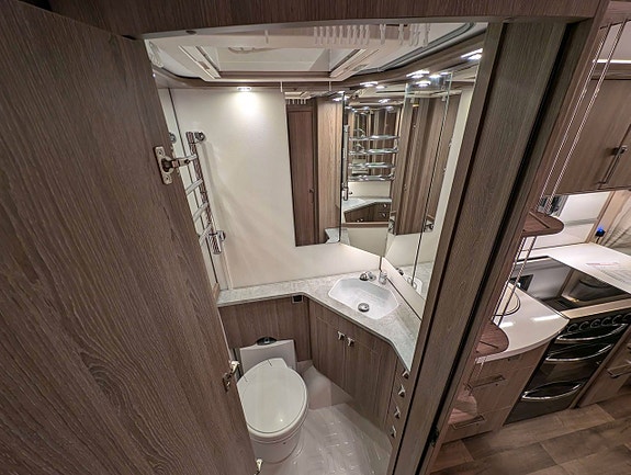 Kabe 630 GLE KS 2018 13 of 14