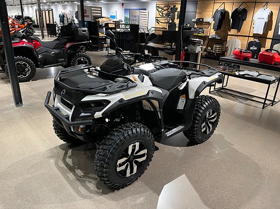 Can-Am Outlander Electric 3 of 5