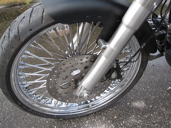 Harley-Davidson Softail Slim 6 of 9