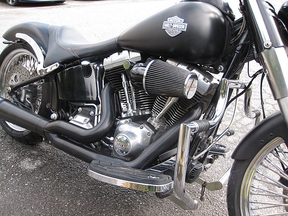 Harley-Davidson Softail Slim 8 of 9