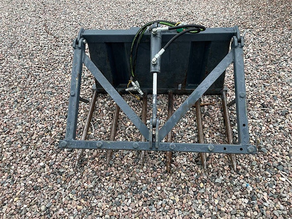 Krokodilgrep till Avant kompaktlastare