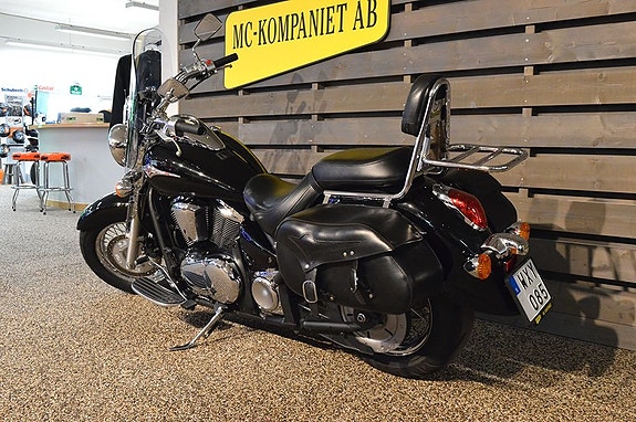 Kawasaki VN900 Classic 4 of 5