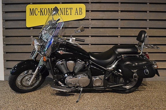 Kawasaki VN900 Classic 2 of 5