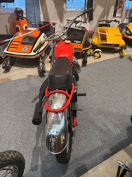 Husqvarna ”Lindström”  246 4 of 5