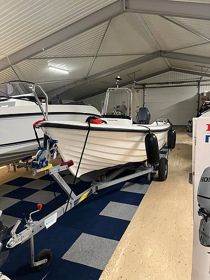 Sandström Classic 460 Yamaha F25