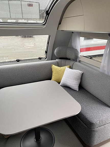 Adria Alpina 663 UK 7 of 11