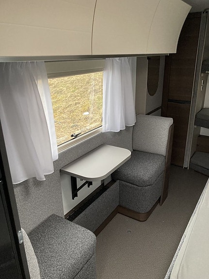 Adria Alpina 663 UK 11 of 11