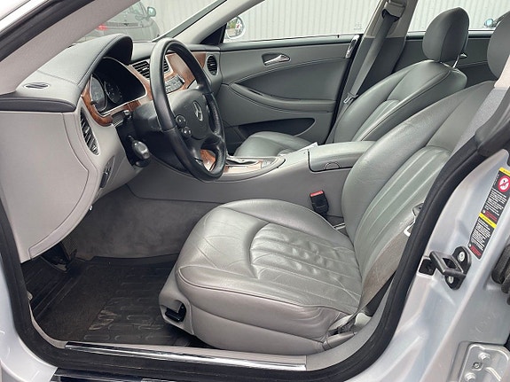 Mercedes-Benz CLS350 6 of 11