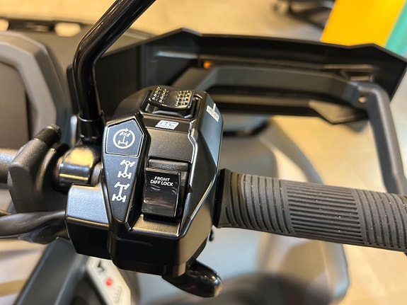 Can-Am Outlander MAX XT-P 1000R 101hk *Hemleverans* 18 of 21