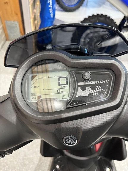 Yamaha CYGNUS RAYZR 4 of 4
