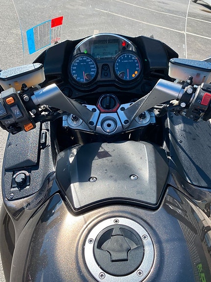 Kawasaki 1400 GTR 5 of 5