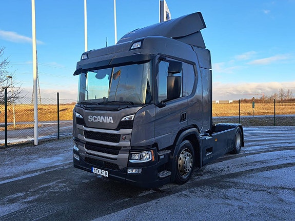 Mycket fin Scania P360 dragbil