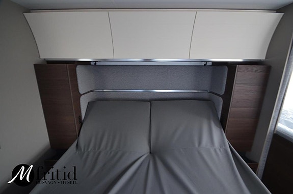 Adria Alpina 663 HT 11 of 15