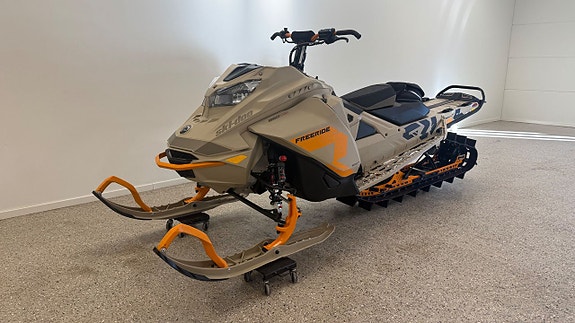 Ski-Doo Freeride 850 Turbo 154 Hemleverans 9 of 13
