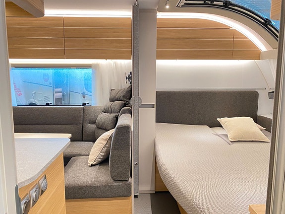 Adria Adora 673 PK (Barnkammare m dubbeldörr+ALDE+Dusch) 7 of 30