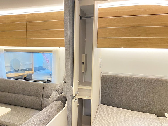 Adria Adora 673 PK (Barnkammare m dubbeldörr+ALDE+Dusch) 28 of 30