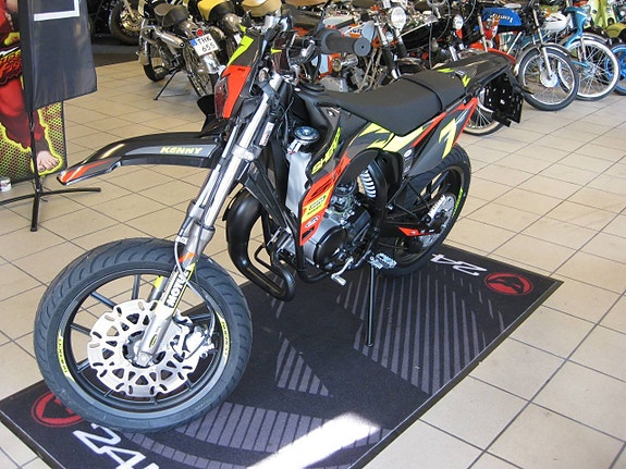 Sherco SM 50 RED ONE R 2 of 5