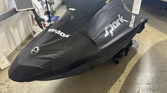 Sea-Doo Spark 900cc 2016 3 of 3