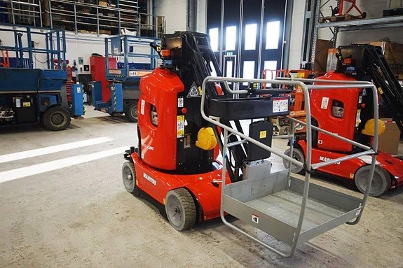 Pelarbomlift EL 10m Manitou 100VJR 4 of 6